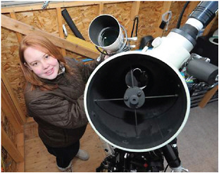 FIGURE 4.1 In 2008, 14-year-old Caroline Moore became the youngest amateur astronomer to discover a supernova, SN2008ha in the constellation Pegasus. She was a featured guest of President Obama at the October 2009 White House Star Party. SOURCE: Robert E. Moore, Deer Pond Observatory.