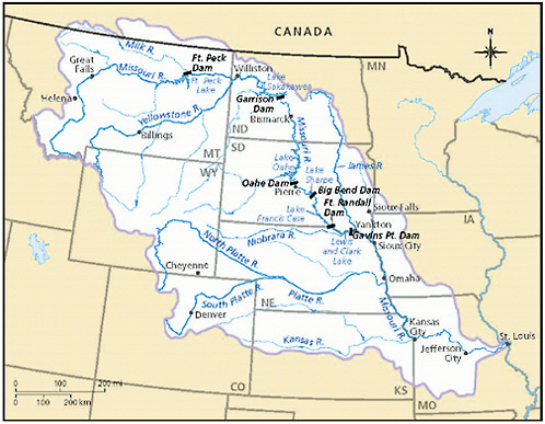 FIGURE 1-1 Missouri River basin, major tributary streams, and mainstem dam and reservoirs. © International Mapping Associates.